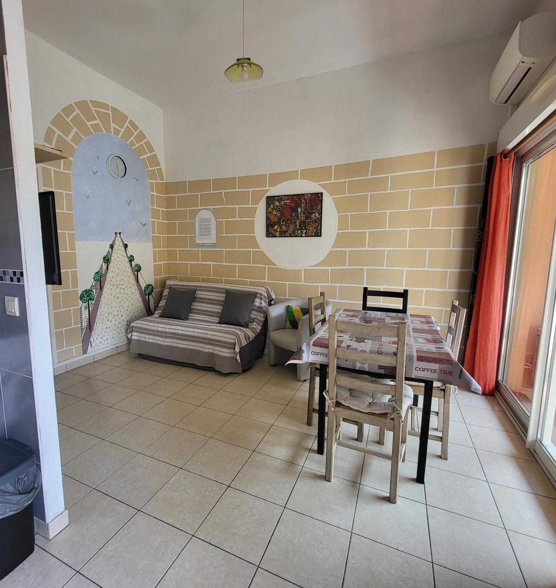 Coeur D'Azur Apartment Saint-Laurent-du-Var Bagian luar foto